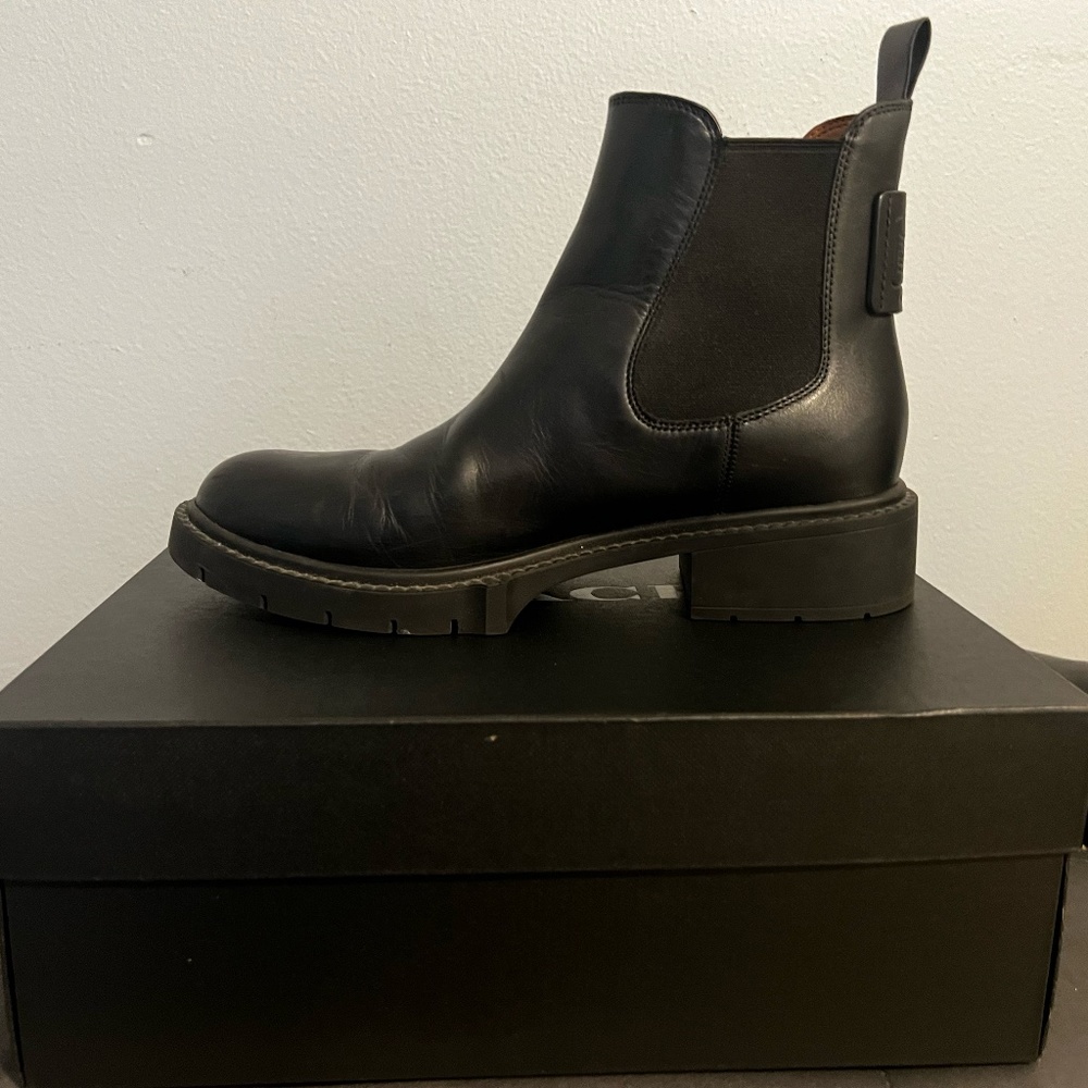 COACH Chelsey boots size 7.5